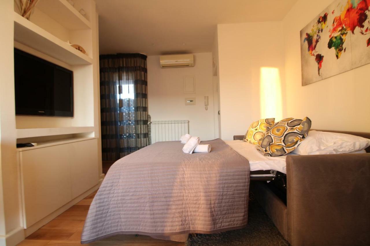 Suite Delicia Apartment - Appartamento Con Terrazza Napoli Eksteriør bilde